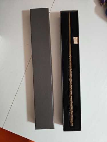 Hermione granger wand and case - wand,