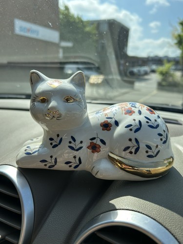 Cat ceramic type - ceramic, vintage