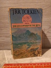 The Lord of the Rings, J.R.R. Tolkien, 1981, Paperback 	
