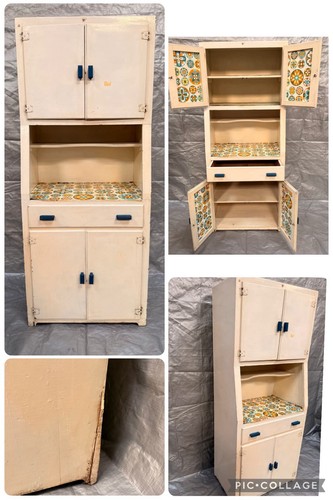 Vintage 1960s kitchen larder - 1960s,