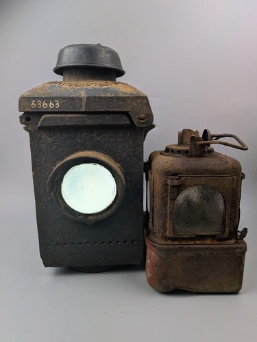 Vintage cast iron railway - cast,