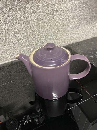 Large creuset teapot - le,