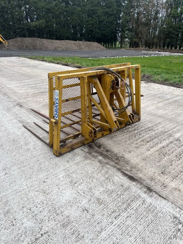 Grays 7ft buckrake - 7ft,