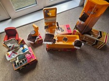 Sindy Vintage 1970s Furniture and Clothing