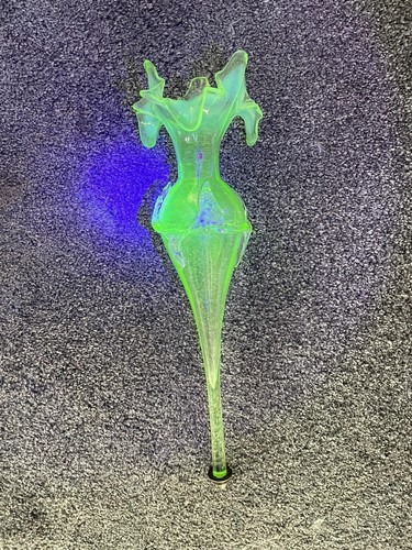 Large uranium glass - large,