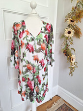 STUNNING *MARYAN MEHLHORN*