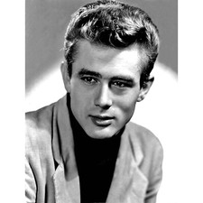 JAMES DEAN PUBLICITY SHOT