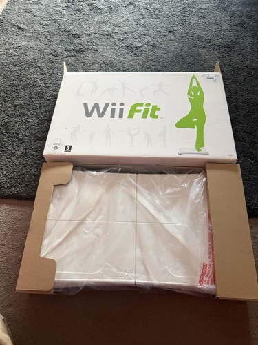 Wii fit board brand - board, box