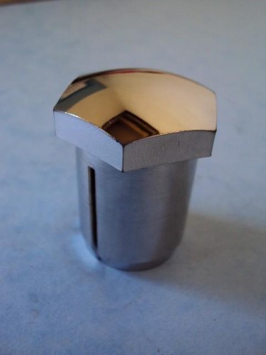 Triumph top yoke - yoke, nut