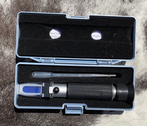 Salinity refractometer meter - salinity,