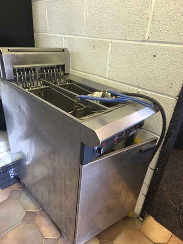 Commercial deep fat fryer - commercial,