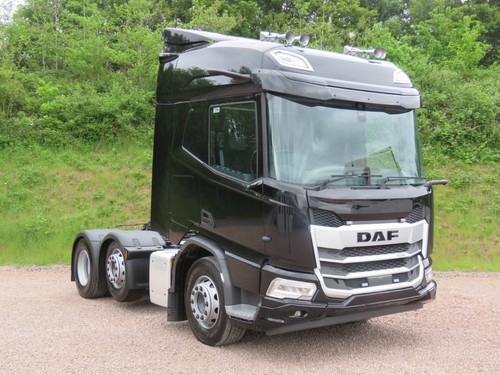Daf 450 exhaust mount - daf,