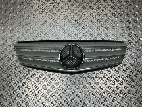 Mercedes class w204 front - c-class,