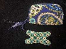 Vera Bradley Coin Bag Solid Interiors in Floral Fiesta with Black Interior NWOT