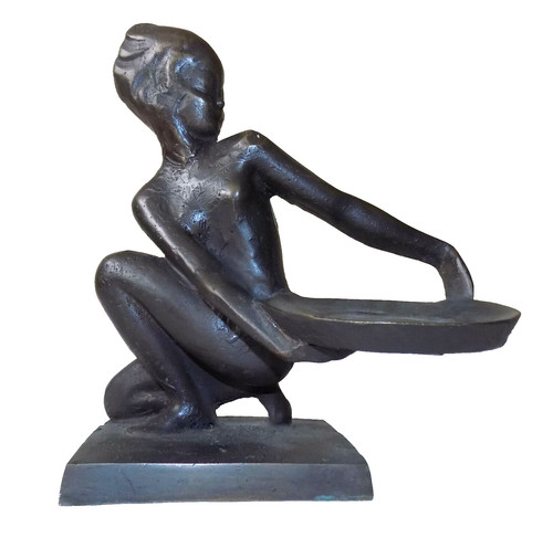 Vintage bronze art deco lady - bronze,