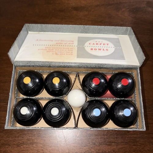 Carpet bowls game - bowls,