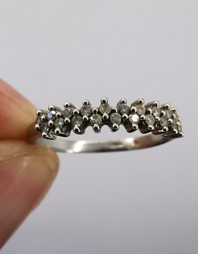 9ct white gold - white,
