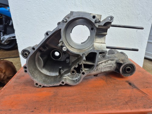Vespa engine casing main - t5,