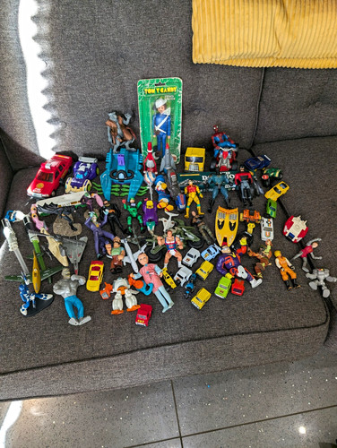 Huge joblot vintage toys - huge,