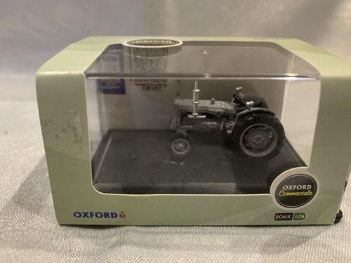 Oxford die cast model - model, fordson