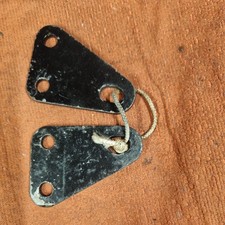 TRIUMPH 3TA, 5TA, T100 unit Rear engine plates x 2 part no. 82-4229