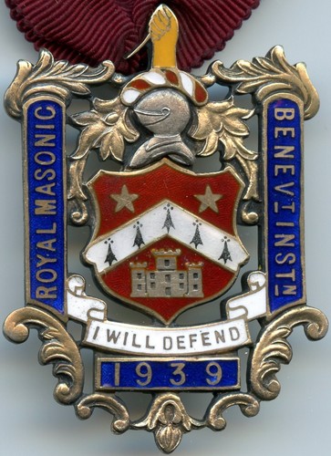 Essex silver gilt - gilt, masonic