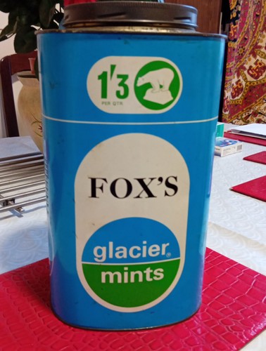 Vintage original tub foxes - vintage,
