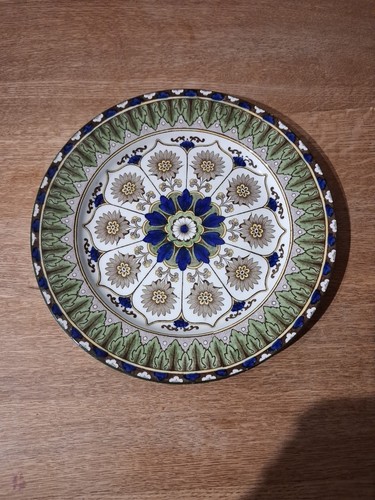 Antique royal doulton - royal,