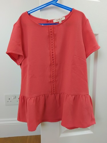 Rene derhy coral top size - rene,