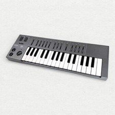 YAMAHA CS01 Keyboard