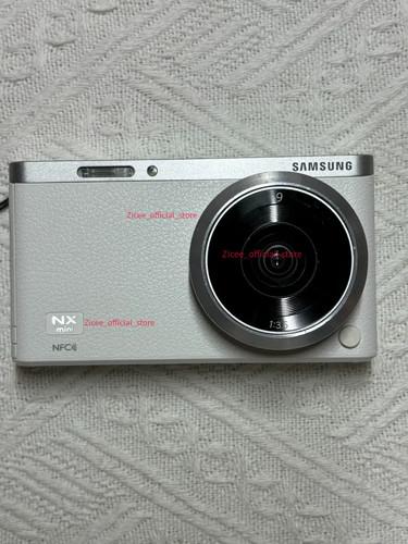 Samsung mini digital camera - mini,