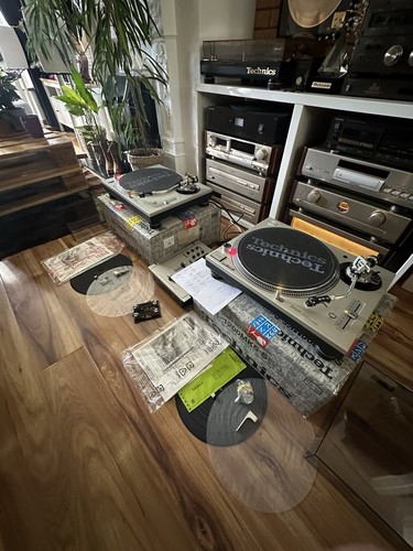 New technics turntable 1200 - technics,