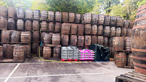 Oak whiskey barrels 225l 70cm - 225l,