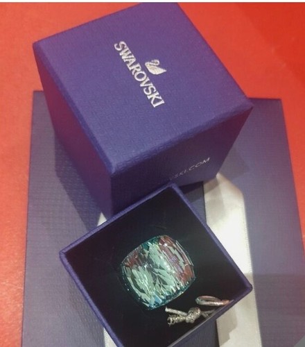 Swarovski large round - round, cut