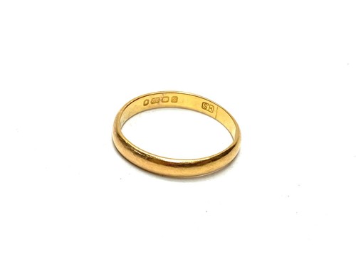 Stunningly simple 22ct gold - stunningly,