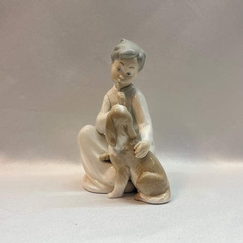 Lladro 4522 shhh - ‘shhh, quiet