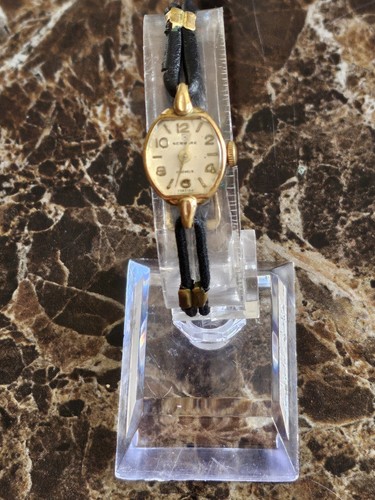 Ladies vintage newmark watch - newmark,