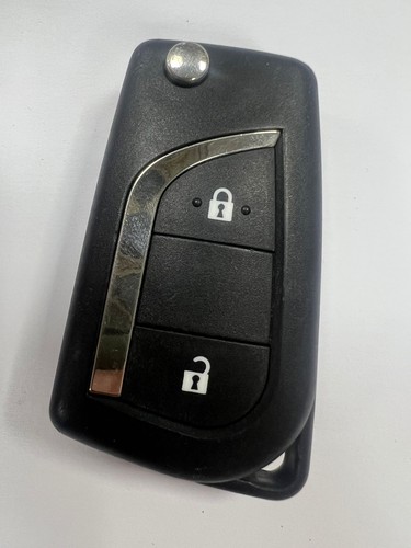 Genuine toyota button remote - genuine,