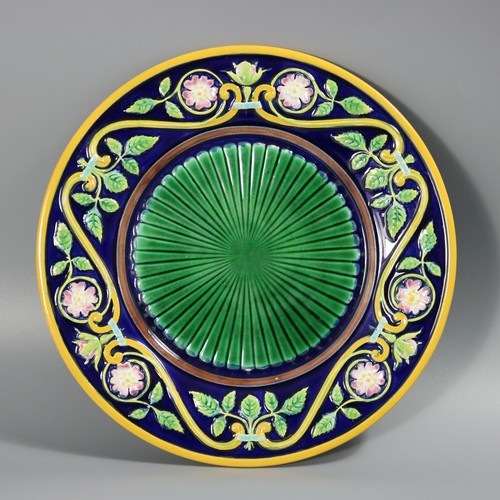George jones majolica dog - jones,
