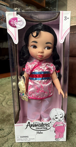 New box disney store - new,