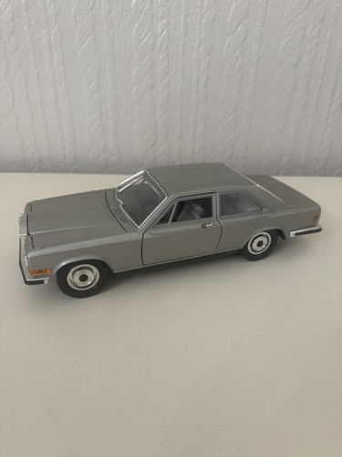Burago model car rolls royce - rolls,