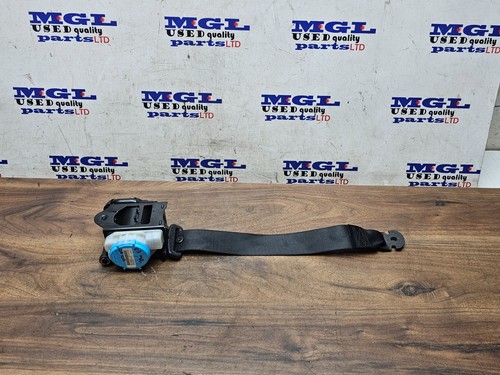 Mercedes cla c117 rear seat - mercedes,