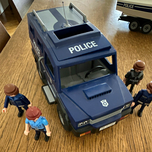 Playmobil police armoured van - police,