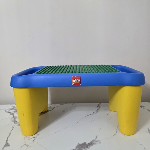 Lego duplo lap building - lap, table
