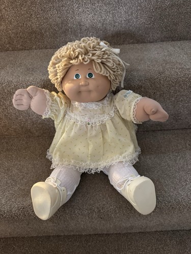 Vintage 1983 cabbage patch - vintage,