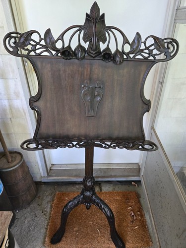 Vintage hand carved wooden - vintage,