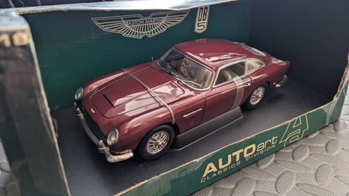 Autoart aston martin db5 - aston, model