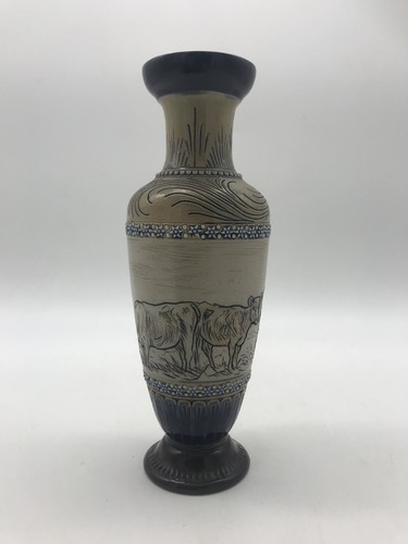 Doulton lambeth vase - lambeth,, cattle