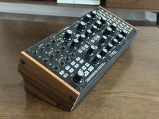 Moog Subharmonicon