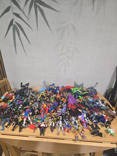 Marvel action figures - marvel, dc